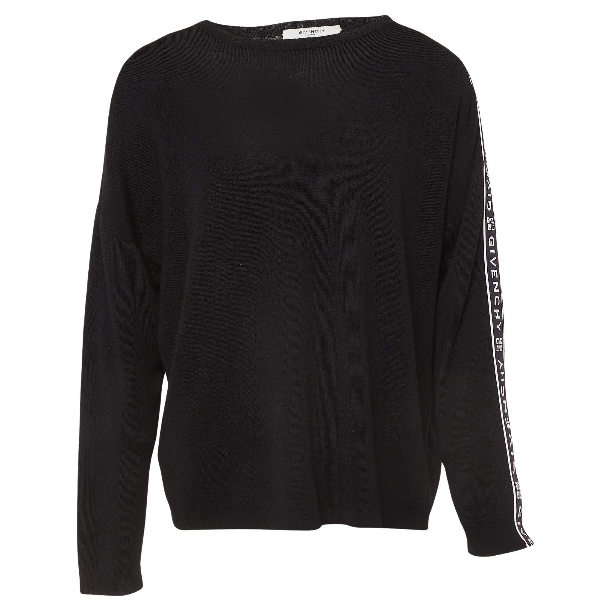 Givenchy Black Logo Tape Trim Wool Knit Crew Neck Sweatshirt L en vente