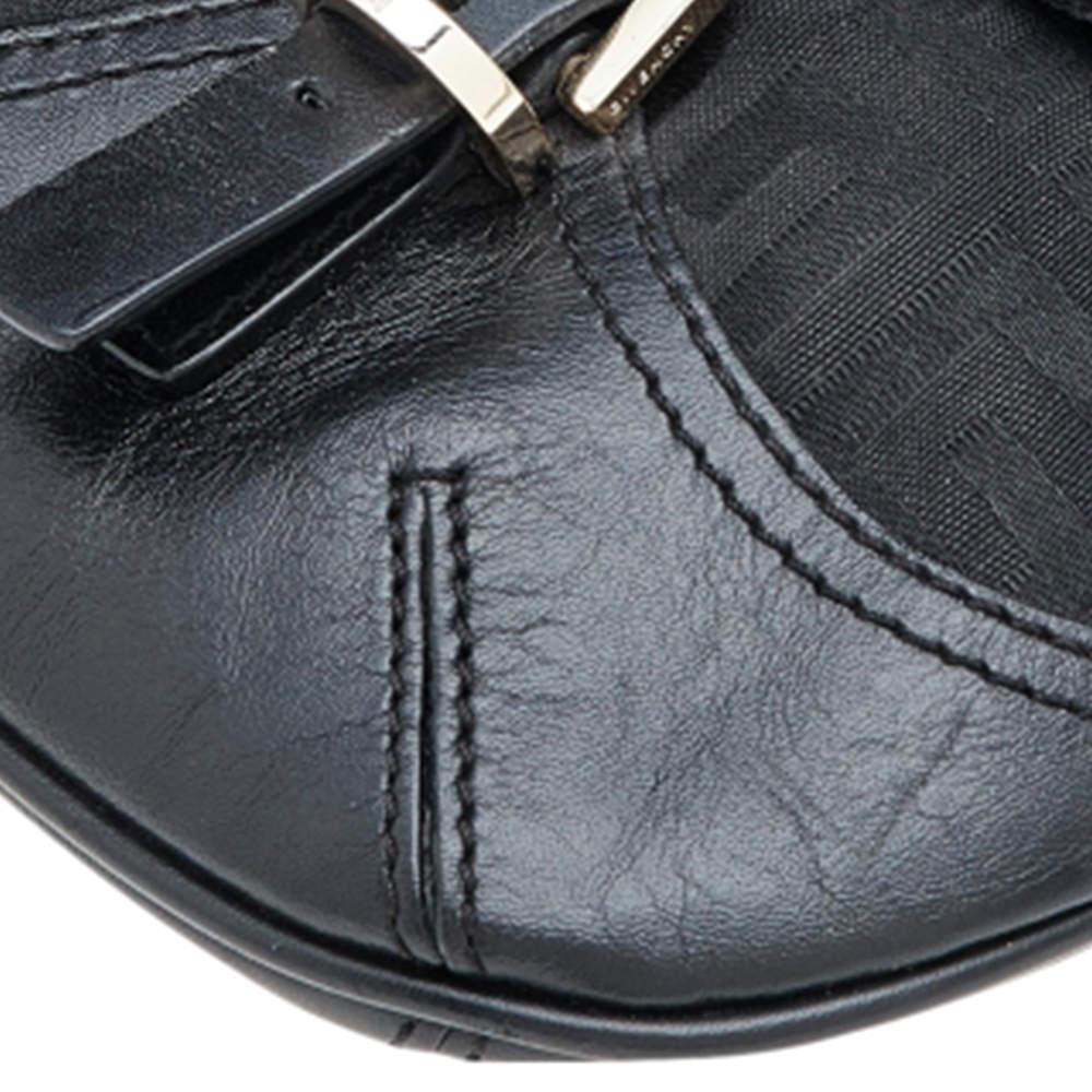 Givenchy Black Monogram Canvas and Leather Flap Shoulder Bag en vente 2