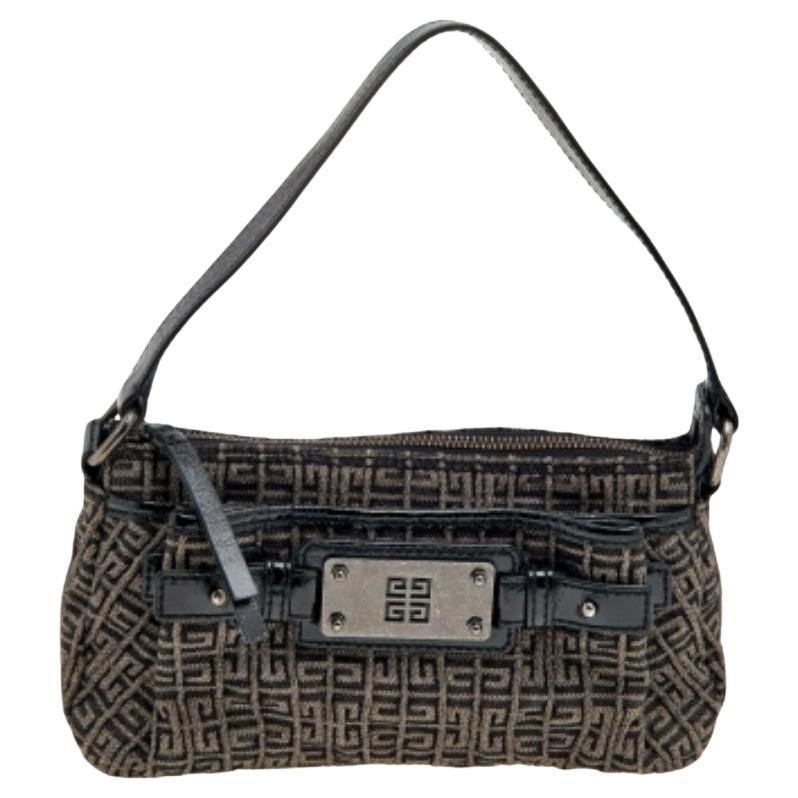 Baguette en toile et cuir verni avec monogramme de Givenchy (noir)