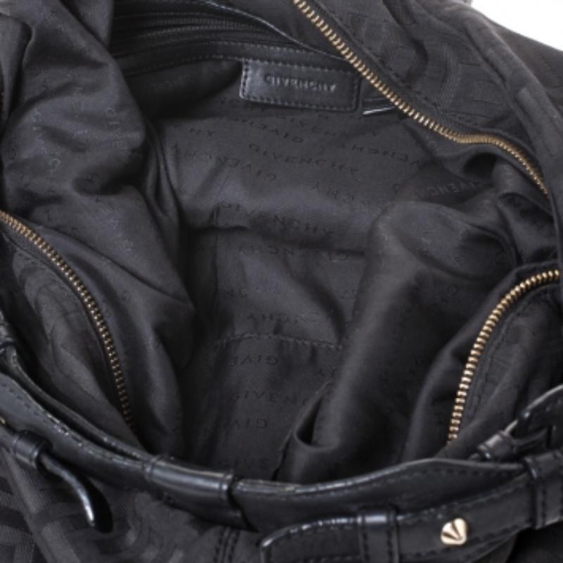Givenchy Black Monogram Canvas Flap Hobo im Angebot 3