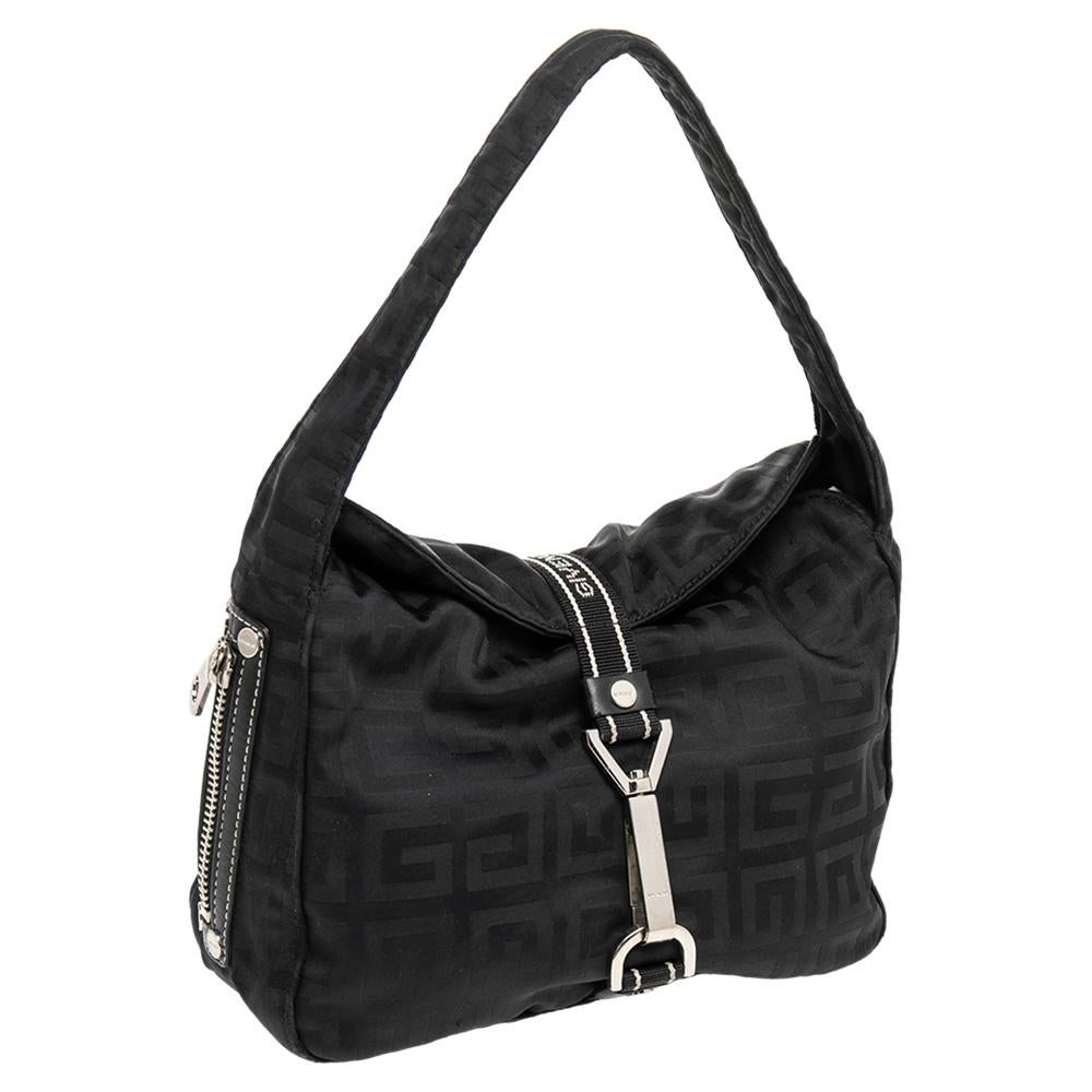 De las mujeres Givenchy Negro Monograma Nylon Hobo