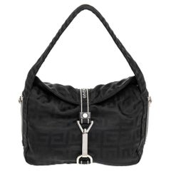 Givenchy Negro Monograma Nylon Hobo