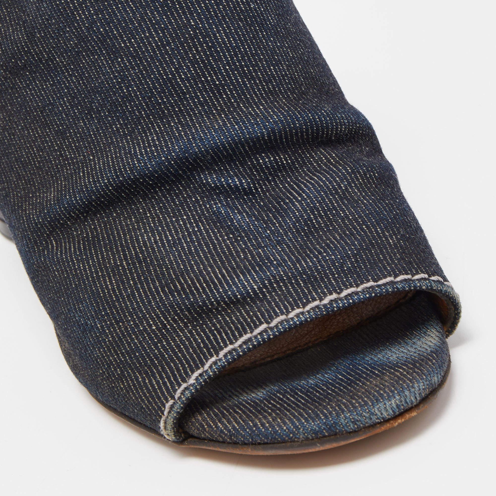 Givenchy Black/Navy Blue Denim and Leather Slide Size 36.5 For Sale 3