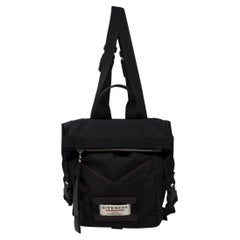 Givenchy Schwarzer Mini-Stadt-Rucksack aus Nylon