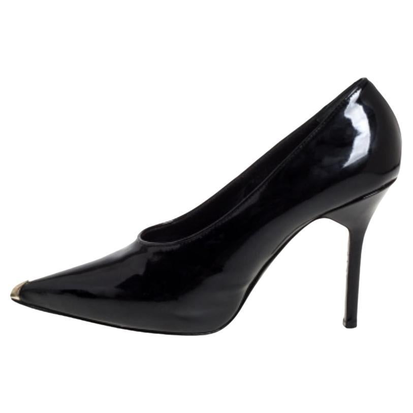 Givenchy Black Patent Leather Pointed Toe Pumps Size 39.5 en venta