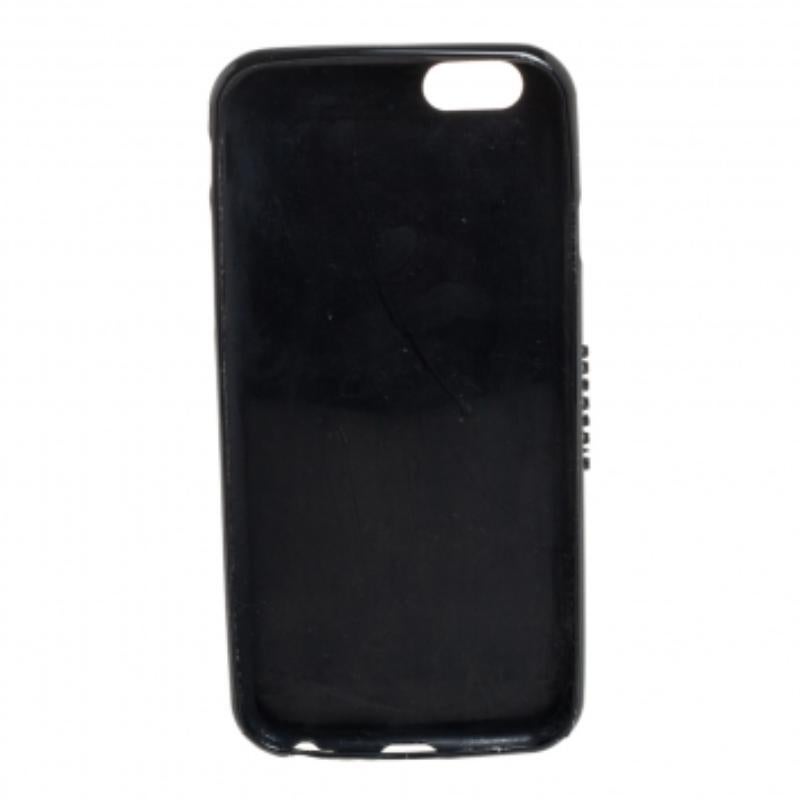 Givenchy Black Plastic Pervert 17 Print iPhone 6 Case In Fair Condition For Sale In Dubai, Al Qouz 2