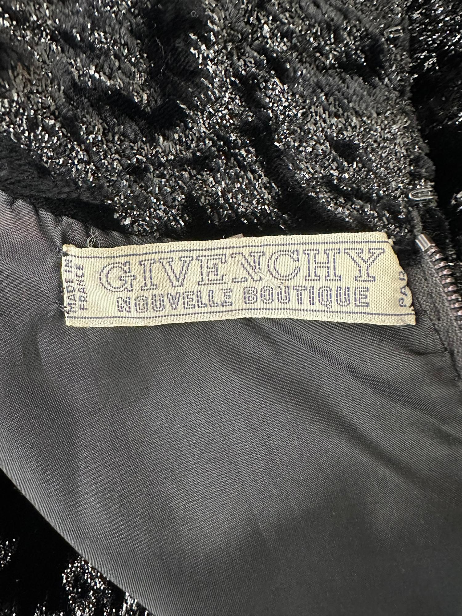 Ensemble tunique et pantalon en velours découpé à coutures princesse pailleté Givenchy noir 1970 en vente 9