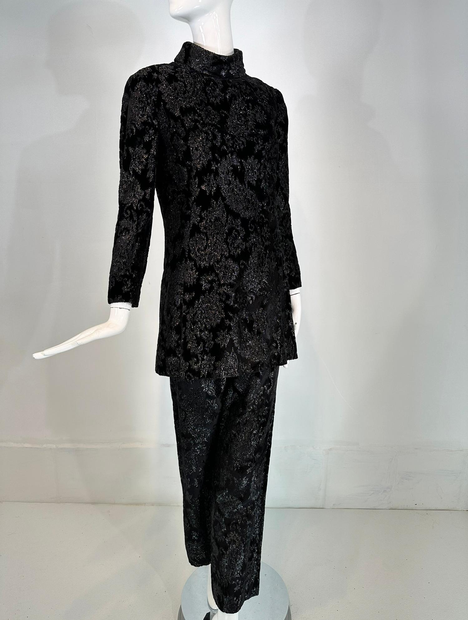 Givenchy Black Princess Seam Glittery Paisley Cut Velvet Tunic & Pant Set 1970s In Good Condition For Sale In West Palm Beach, FL