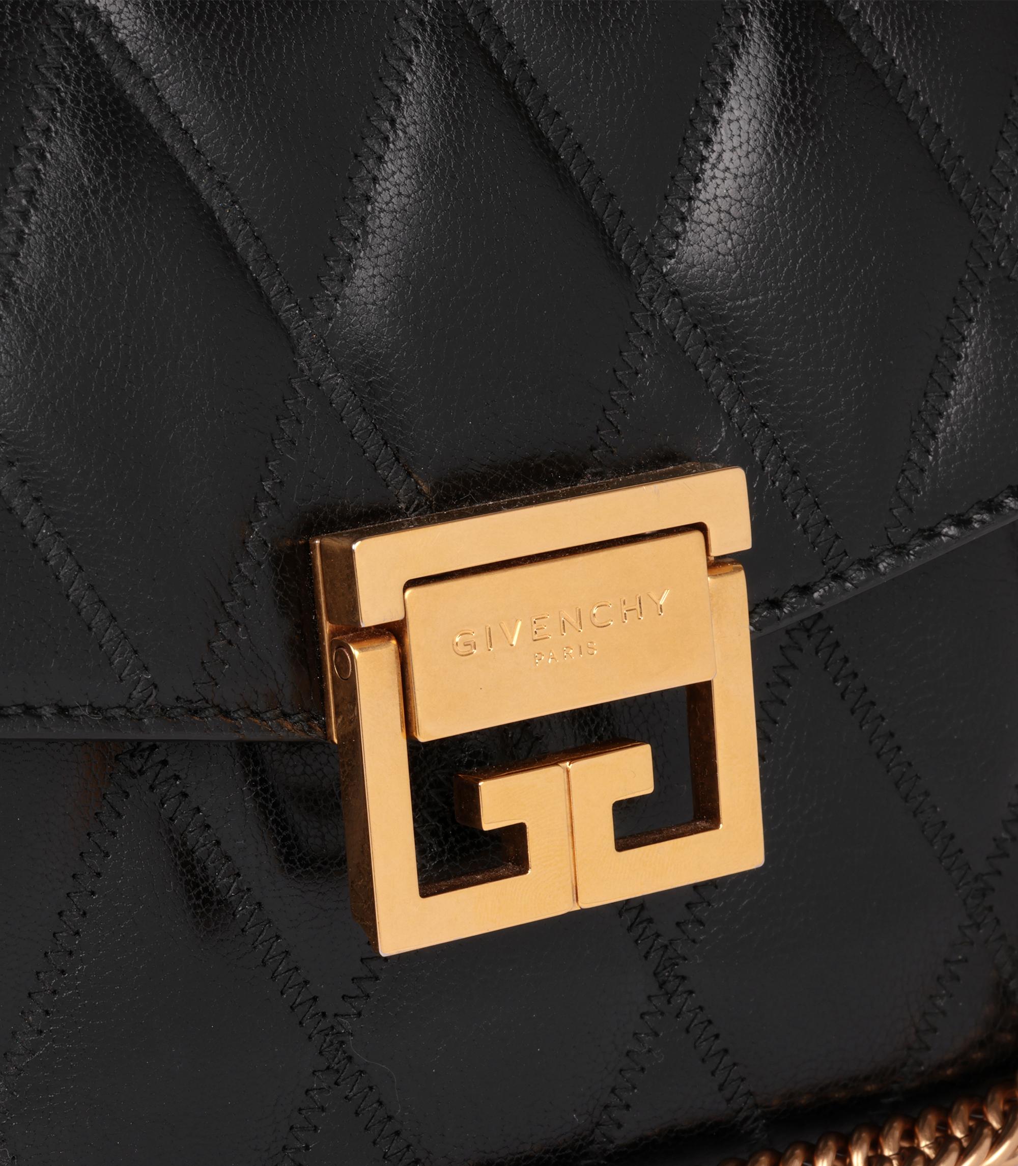 Women's Givenchy Black Quilted Goatskin Leather Small GV3 Shoulder Bag For Sale