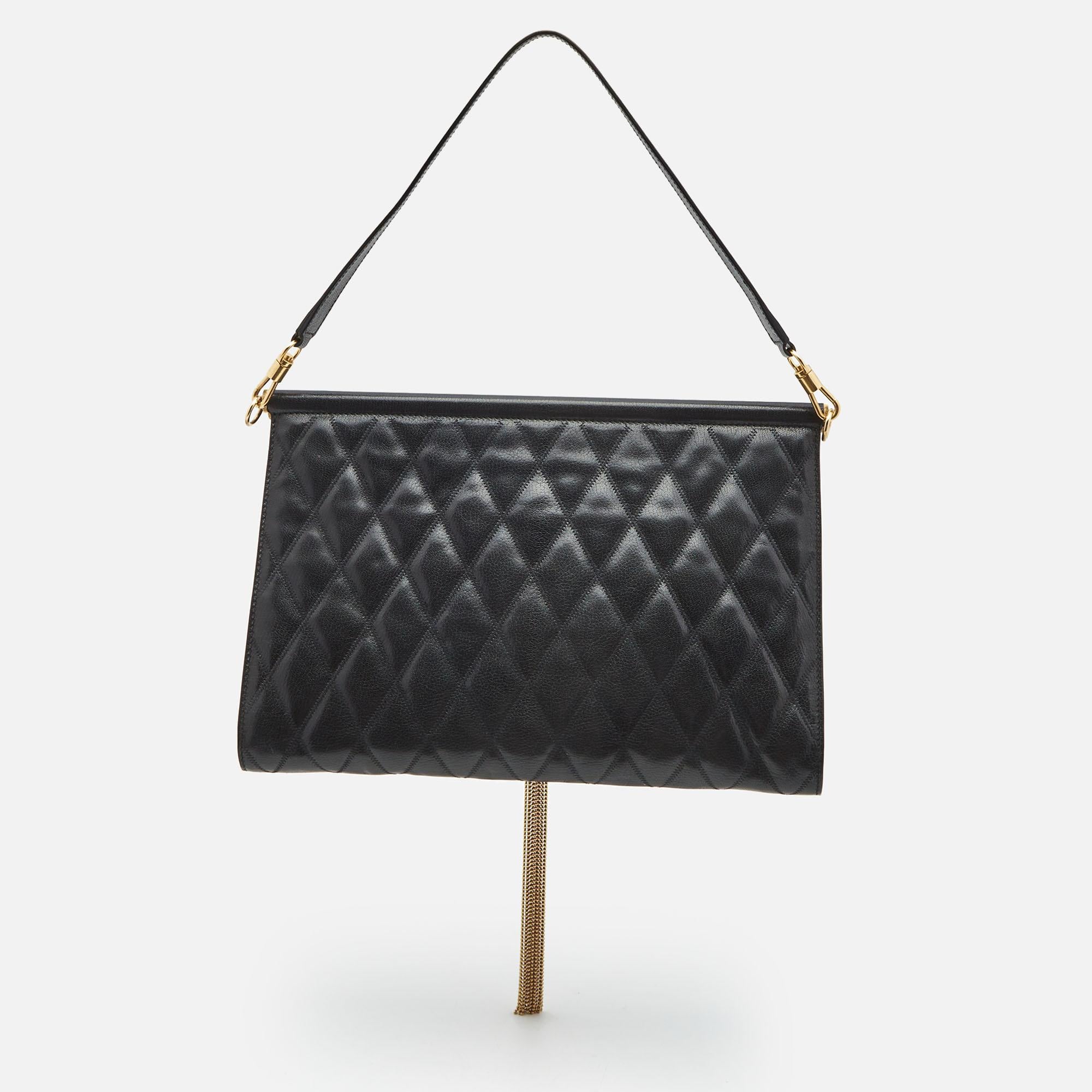 If you are looking for something that reflects chic and luxury, then this bag is a perfect choice. Crafted from premium materials, it can be conveniently carried around, and its interior is spaciously sized to house your belongings with