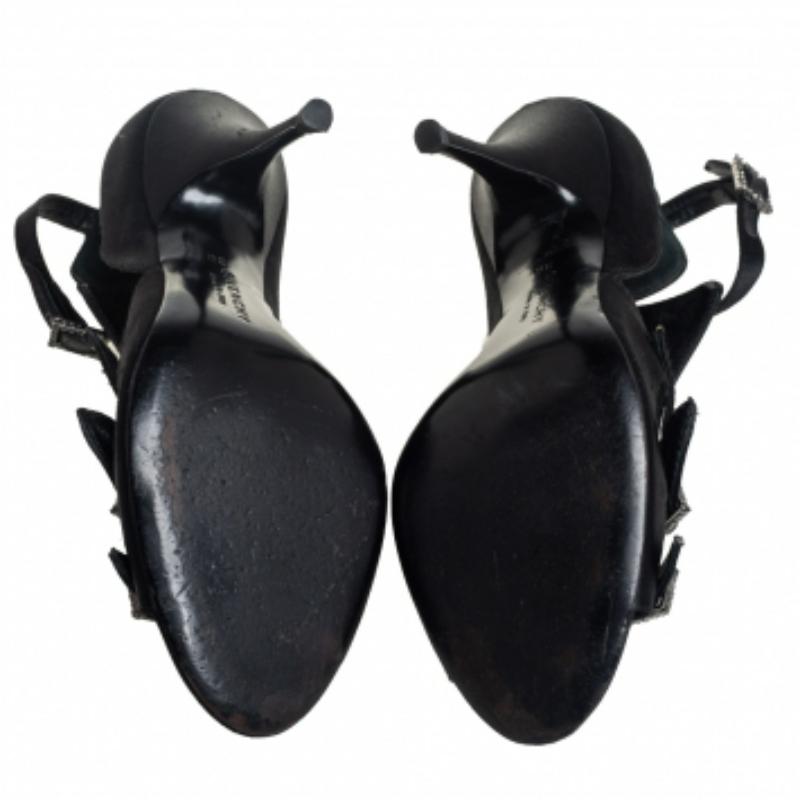 Givenchy Black Satin Cystal Buckle Embellished T-Strap Open Toe Sandals Size 38 For Sale 2