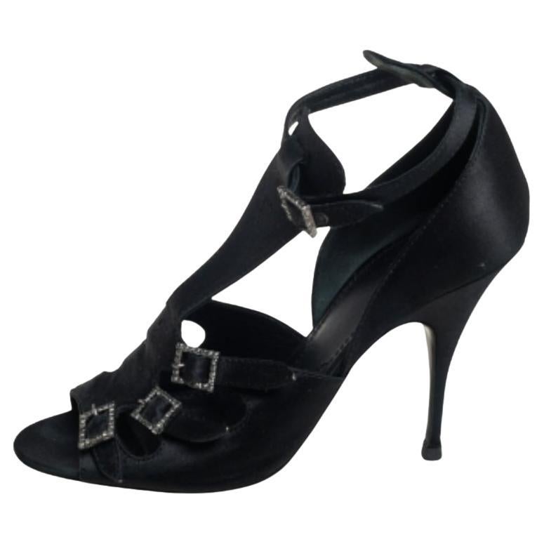 Givenchy Black Satin Cystal Buckle Embellished T-Strap Open Toe Sandals Size 38 For Sale