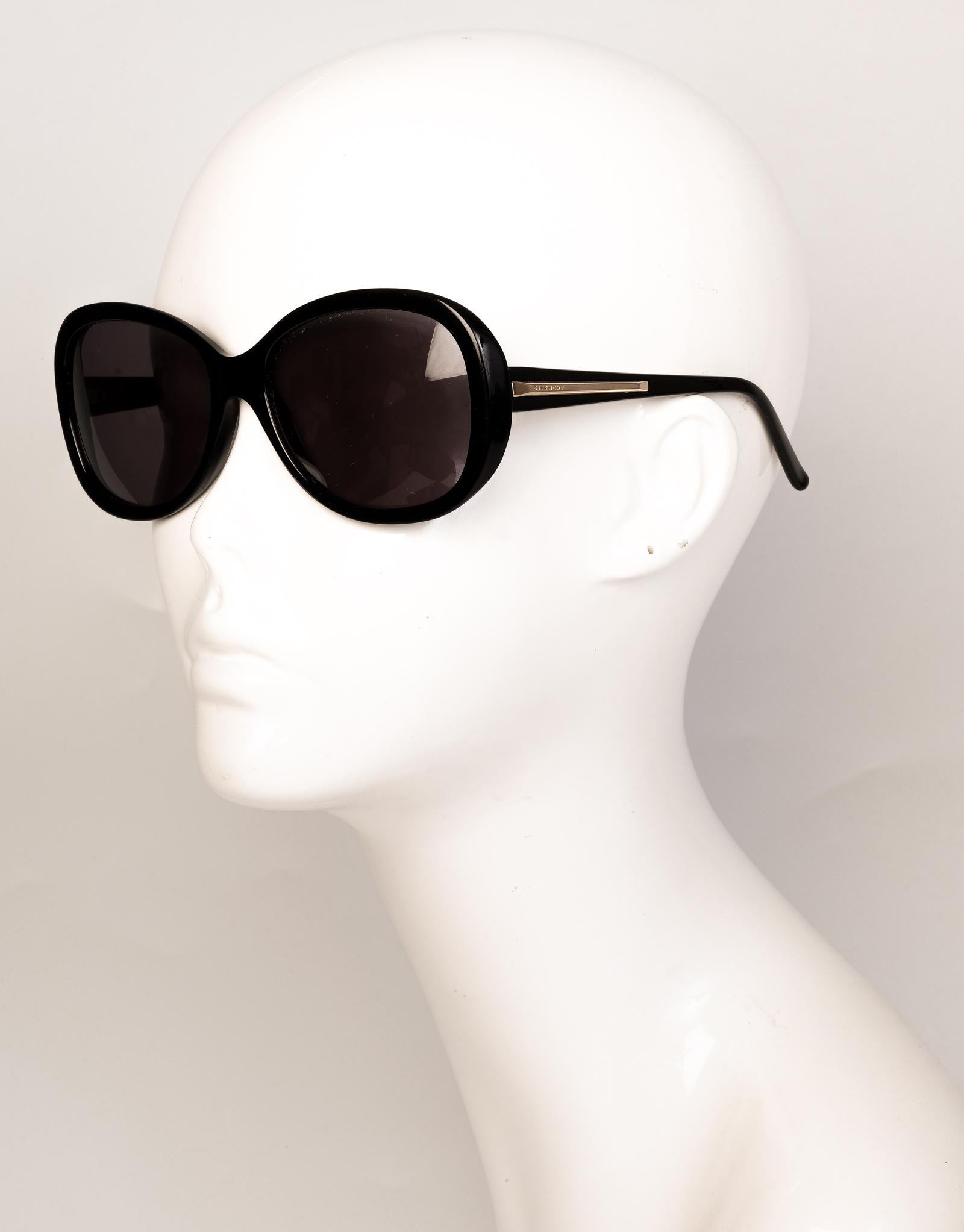 Givenchy Black (SGV 726) Sunglasses 2