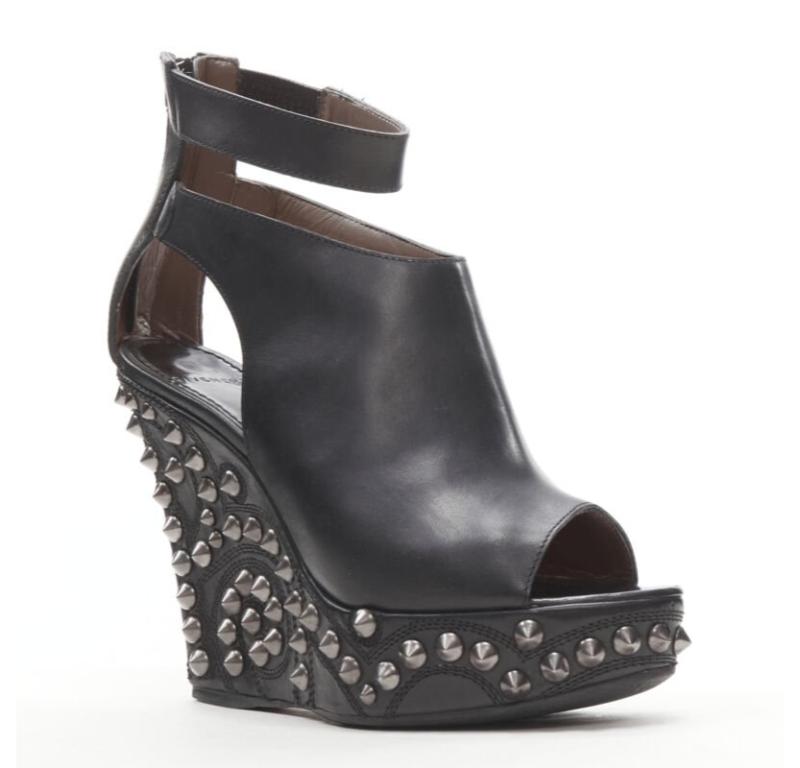 Nero GIVENCHY nero argento spike barocco con zeppa gladiatore EU36.5 in vendita