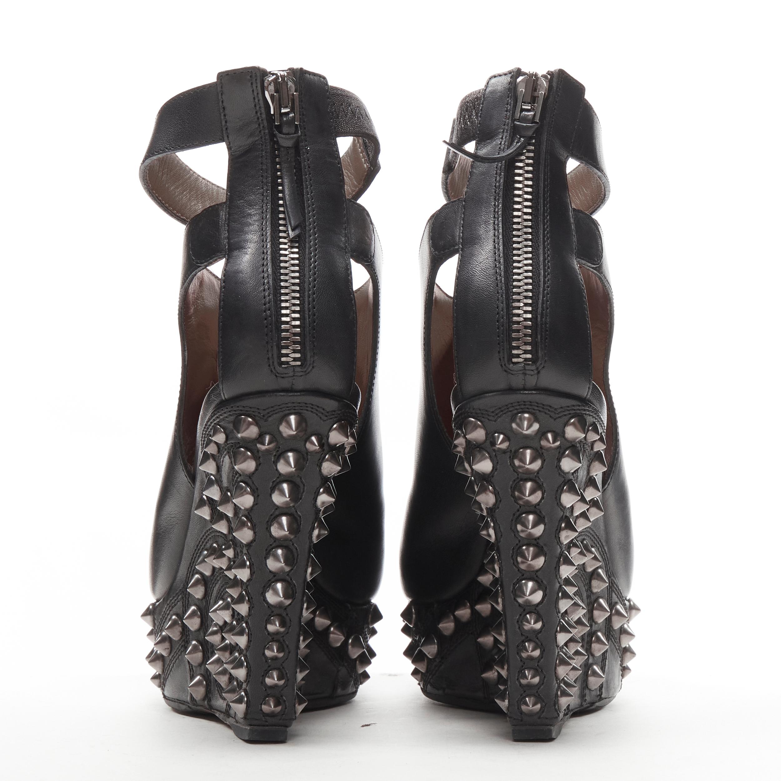 GIVENCHY black silver spike baroque studded platform wedge gladiator EU36.5 In Excellent Condition For Sale In Hong Kong, NT