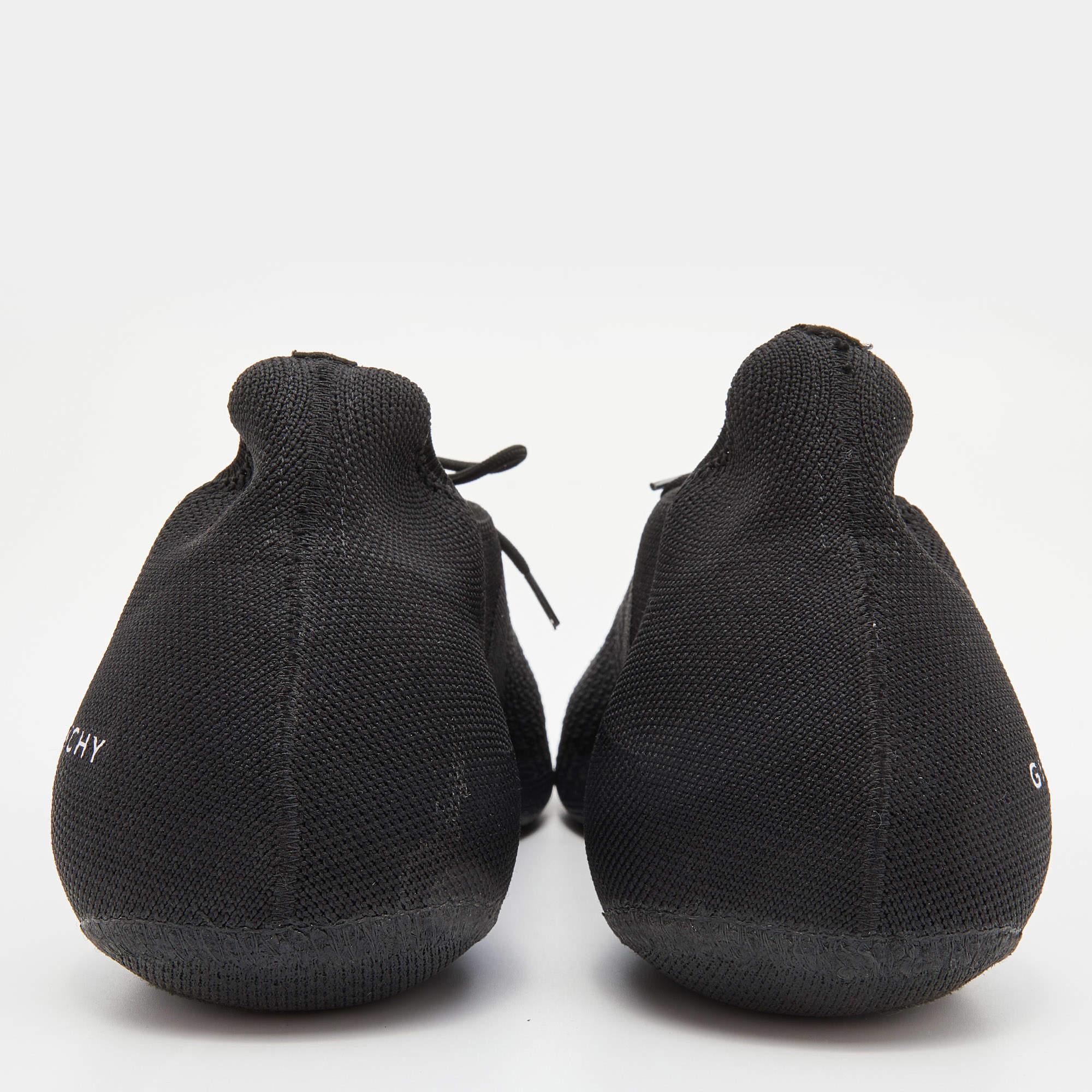 Givenchy Black Stretch Knit TK-360 Sneakers Size 36 In Good Condition In Dubai, Al Qouz 2
