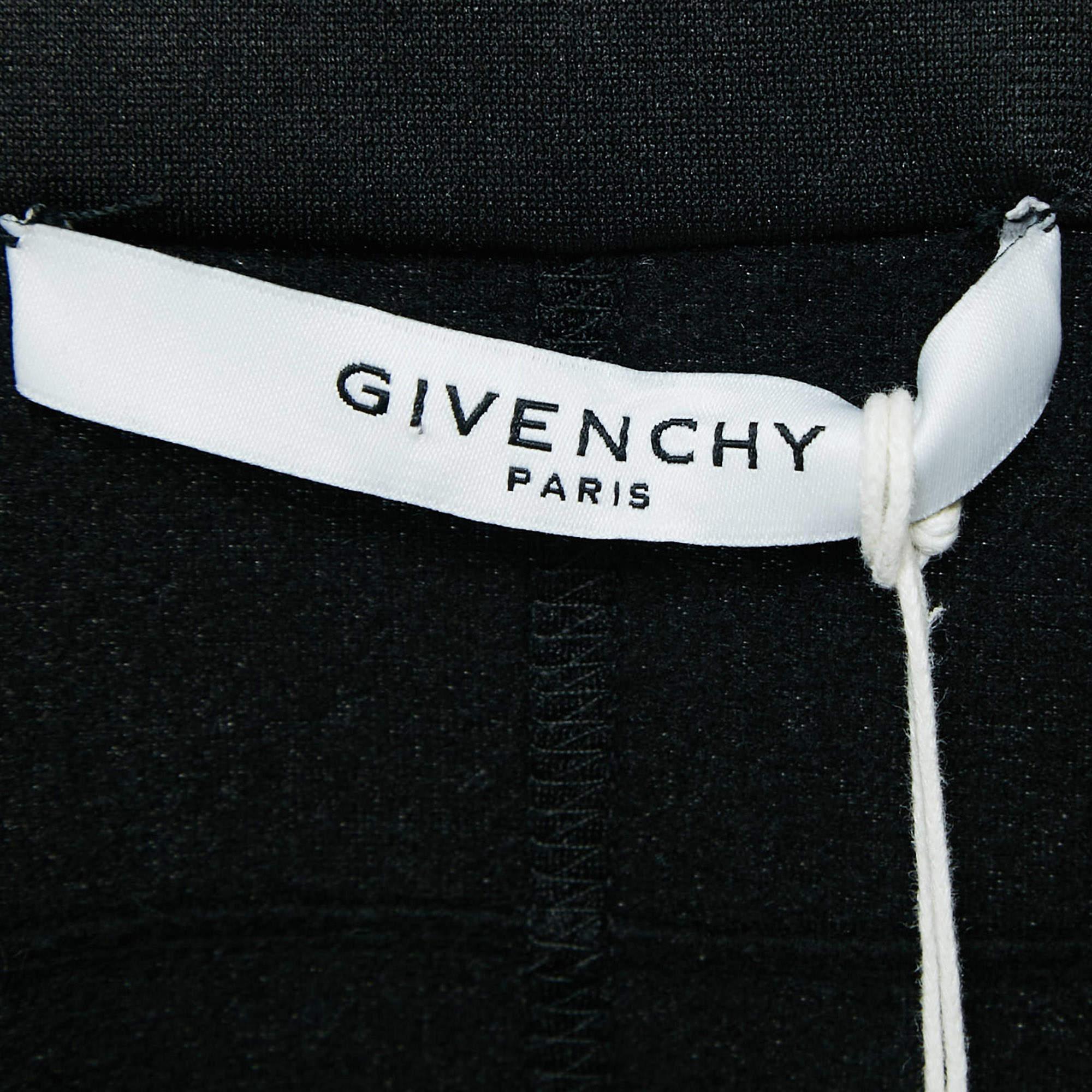 Givenchy Giacca nera sintetica con logo ricamato e zip sul collo M. I. In condizioni ottime in vendita a Dubai, Al Qouz 2