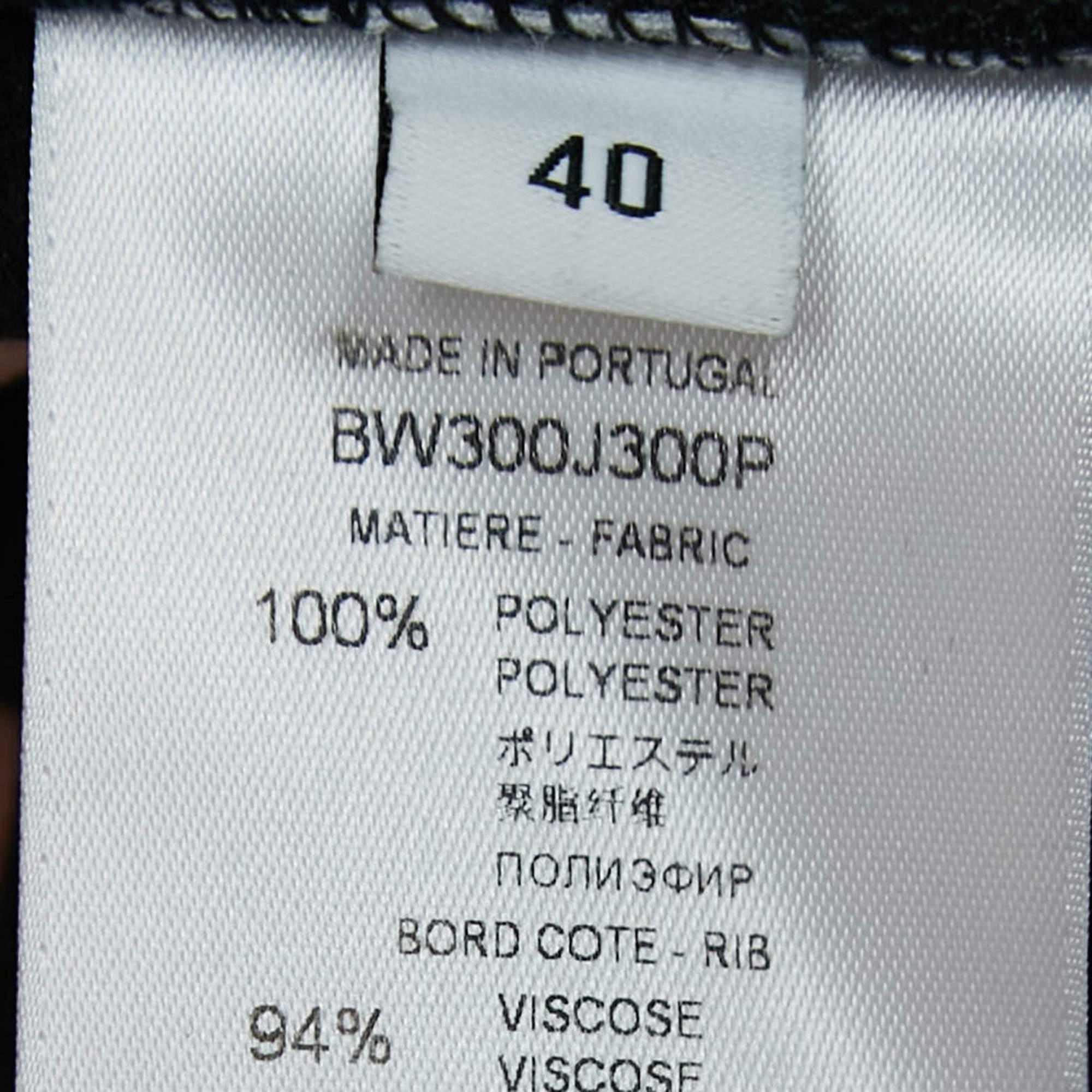 Donna Givenchy Giacca nera sintetica con logo ricamato e zip sul collo M. I. in vendita