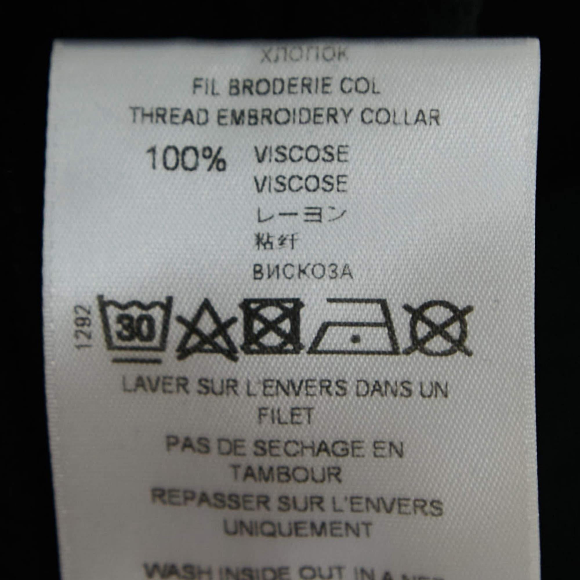 Givenchy Giacca nera sintetica con logo ricamato e zip sul collo M. I. in vendita 1