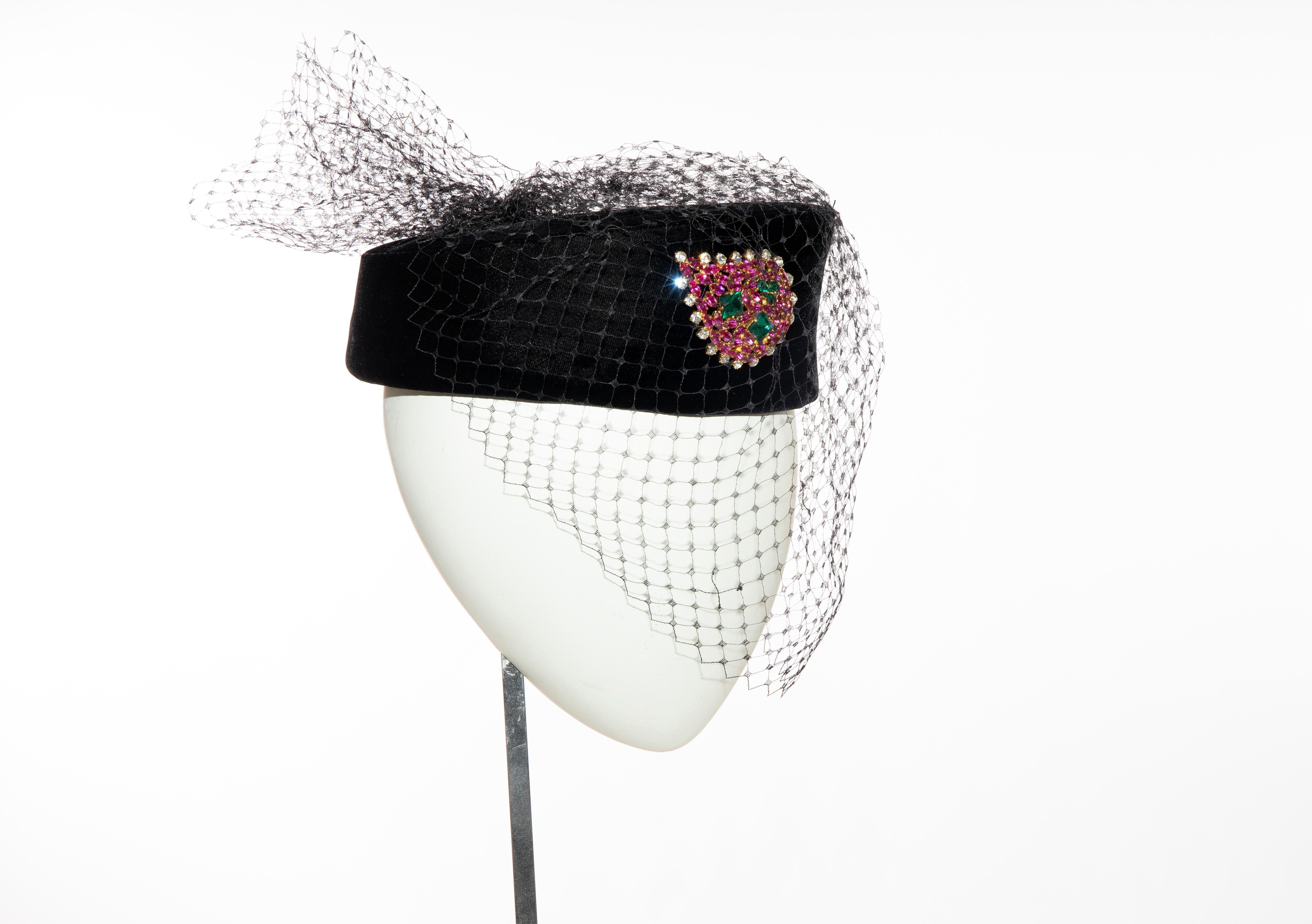hat with mesh veil