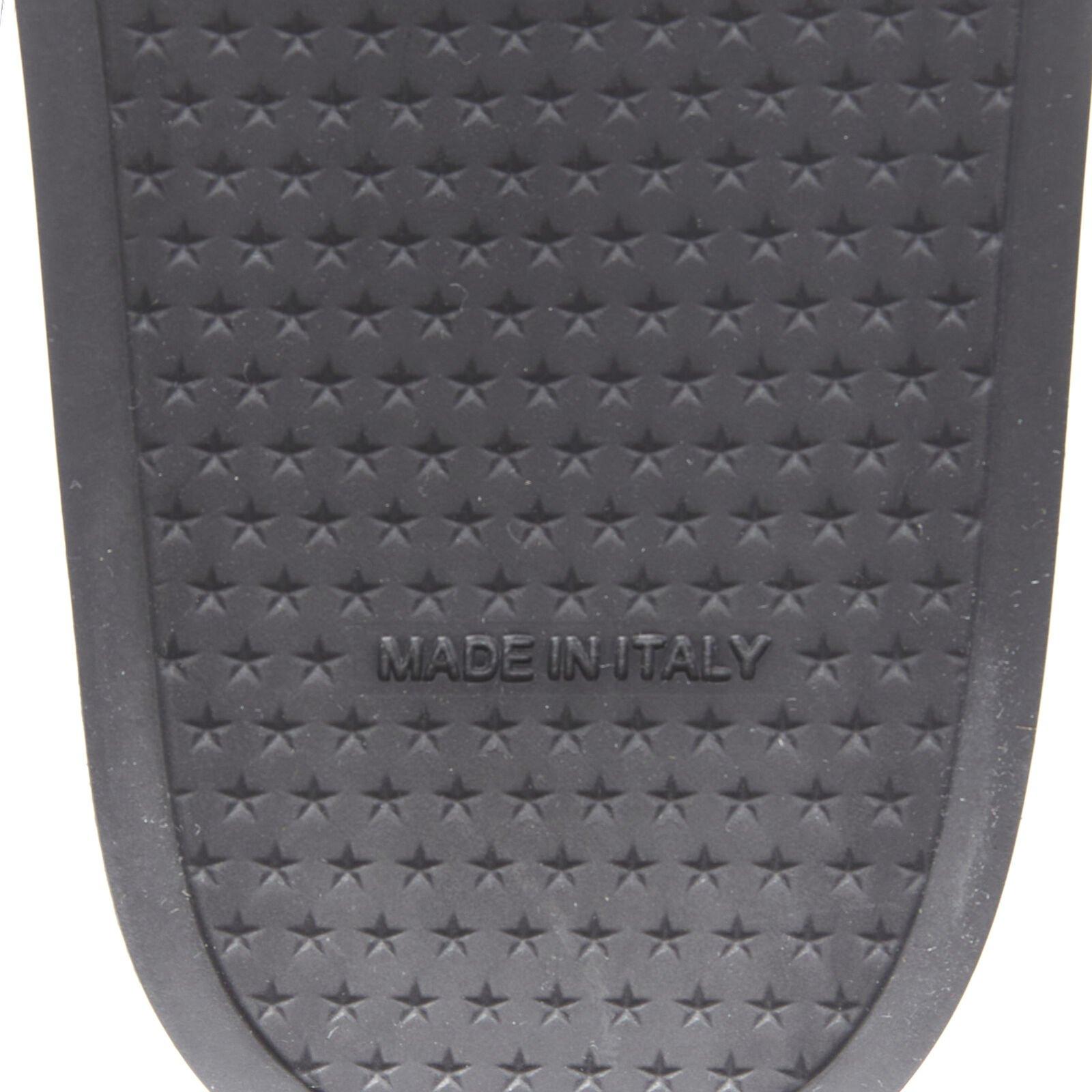 GIVENCHY schwarz Vison Nerz Pelz Logo Gummi geformtes Fußbett Pool Slides EU36 im Angebot 3