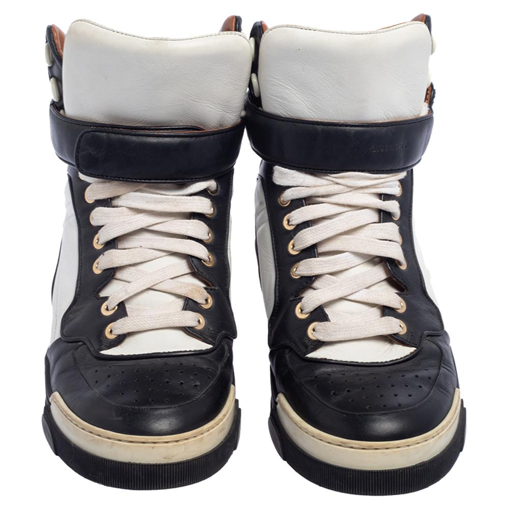 Givenchy Black/White Leather High Top Sneakers Size 38 In Excellent Condition In Dubai, Al Qouz 2