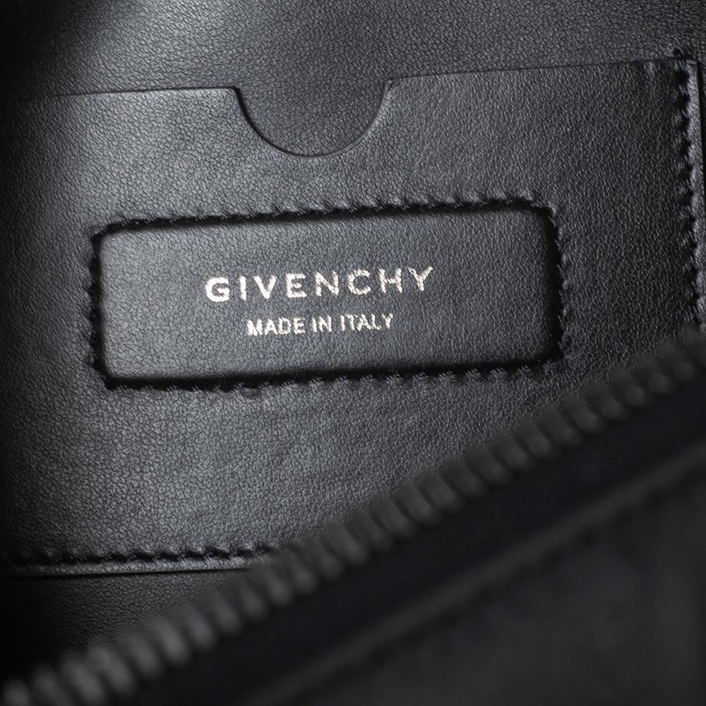 Givenchy Black/White Leather Large Antigona Soft Clutch 6