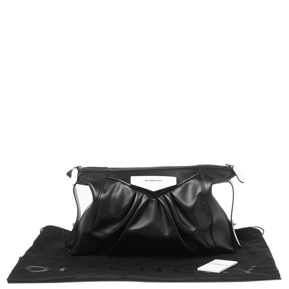 Givenchy Black/White Leather Large Antigona Soft Clutch 7