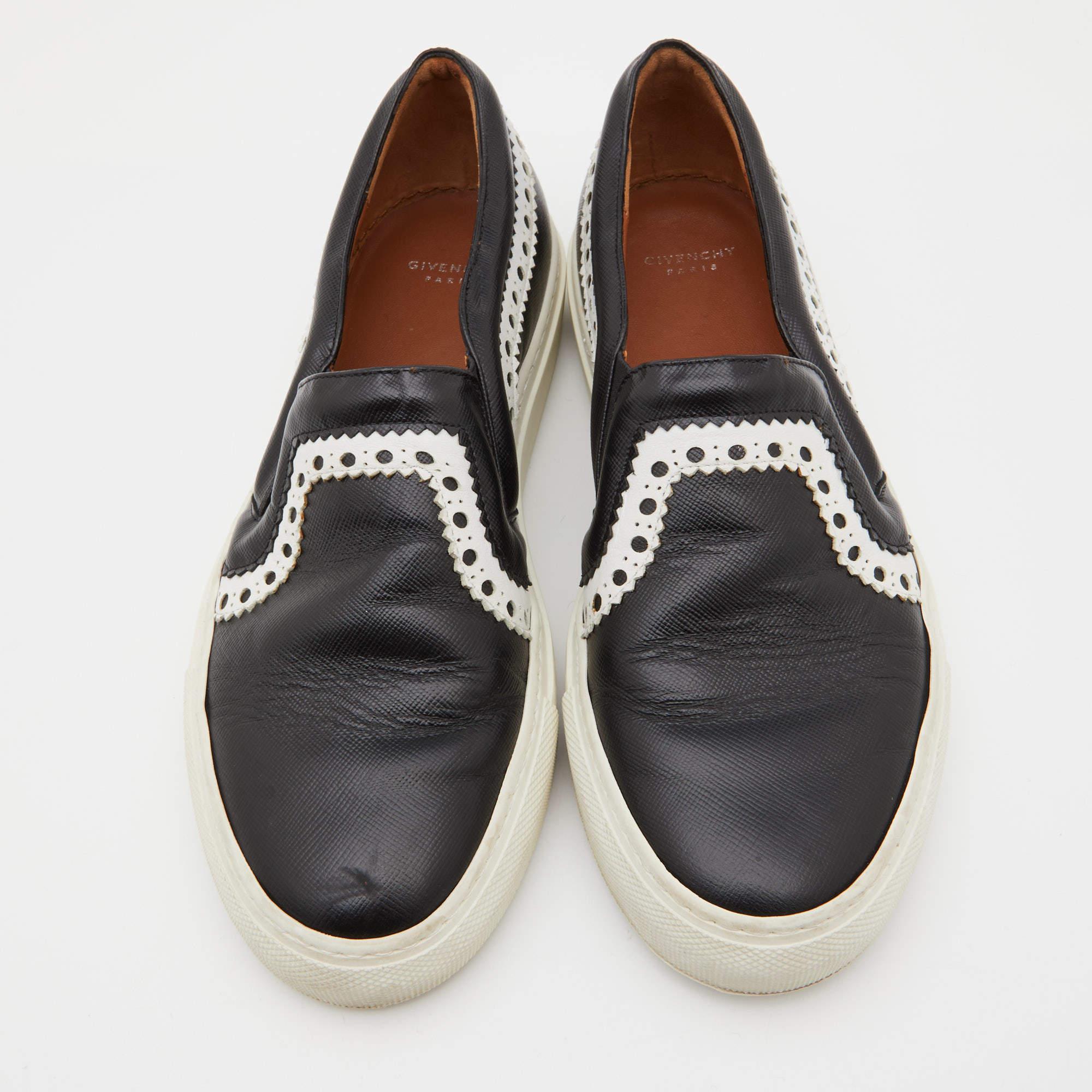 Gray Givenchy Black/White Leather Slip On Sneakers Size 36 For Sale