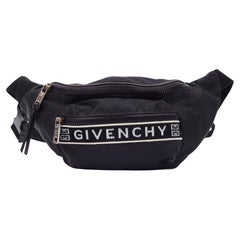 Givenchy Schwarz Weiß Nylon Log Print Gürteltasche