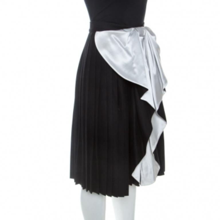 Givenchy Black Wool Contrast Bow Detail Pleated Skirt S Pour femmes en vente