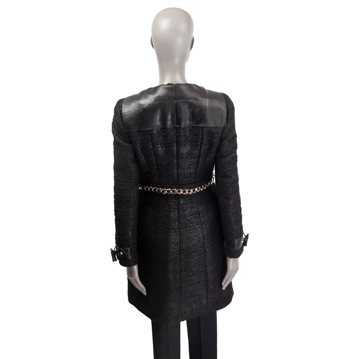 GIVENCHY schwarzer Wollmantel TWEED CHAIN EMBELLISHED DUFFLE Coat Jacke 38 S im Angebot 1