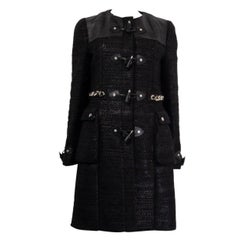 Manteau GIVENCHY en laine noire orné d'une chaîne en fil de fer, 38 S