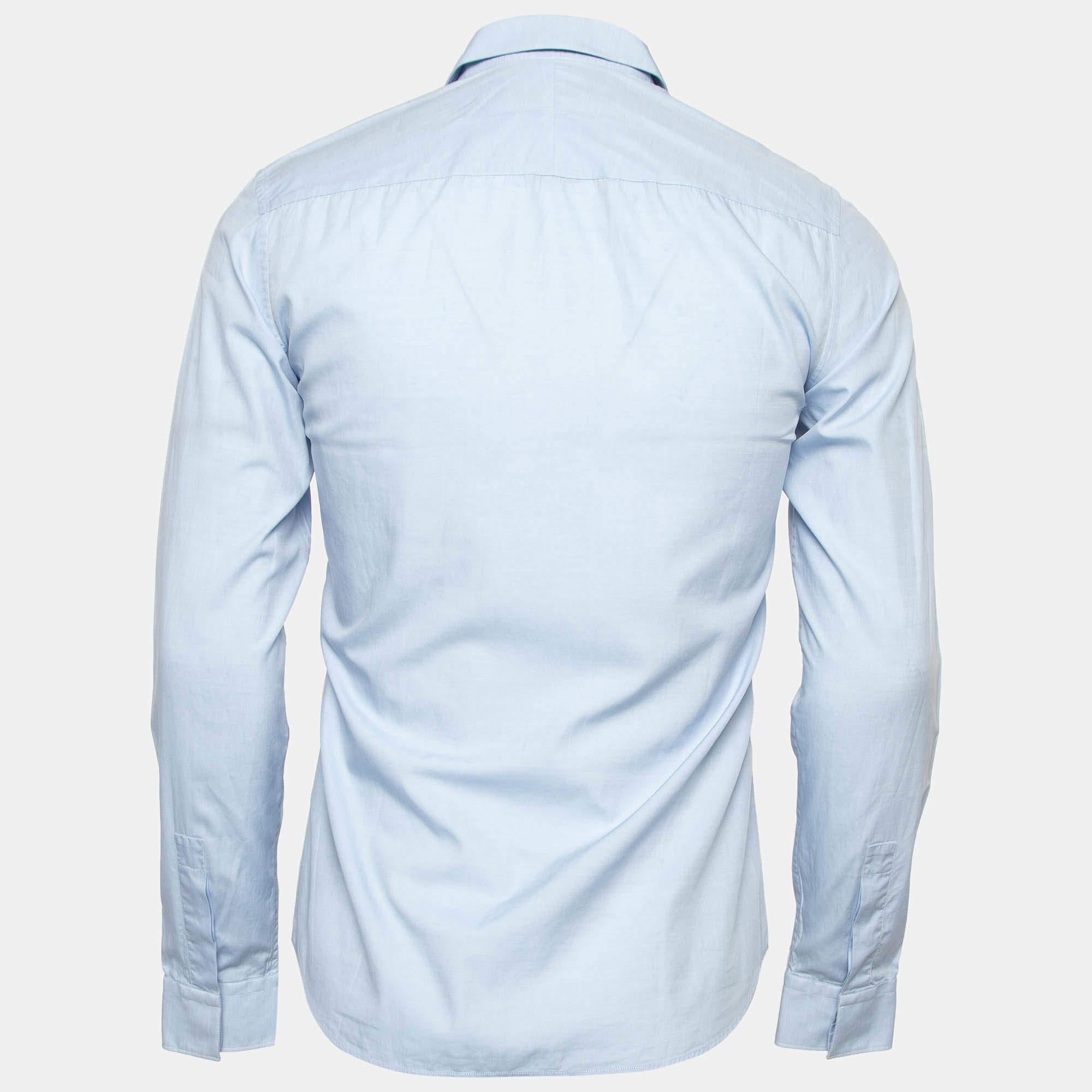 Shirts are an indispensable part of a wardrobe so this brand brings you a creation that is both versatile and stylish. It has been tailored from quality material in a versatile shade. The shirt is detailed with signature elements and a comfortable