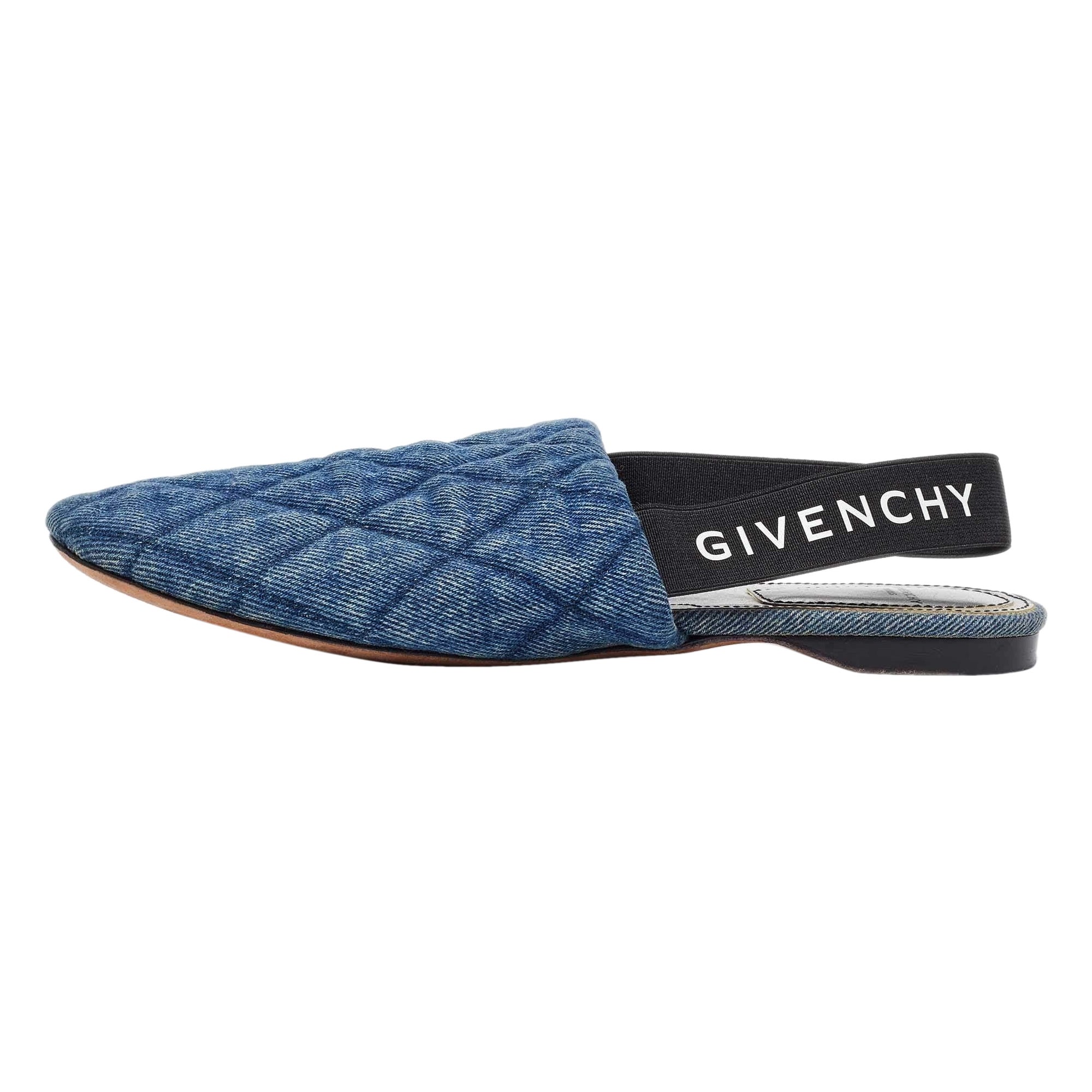 Sandales plates Rivington de Givenchy en denim bleu, taille 37,5 en vente