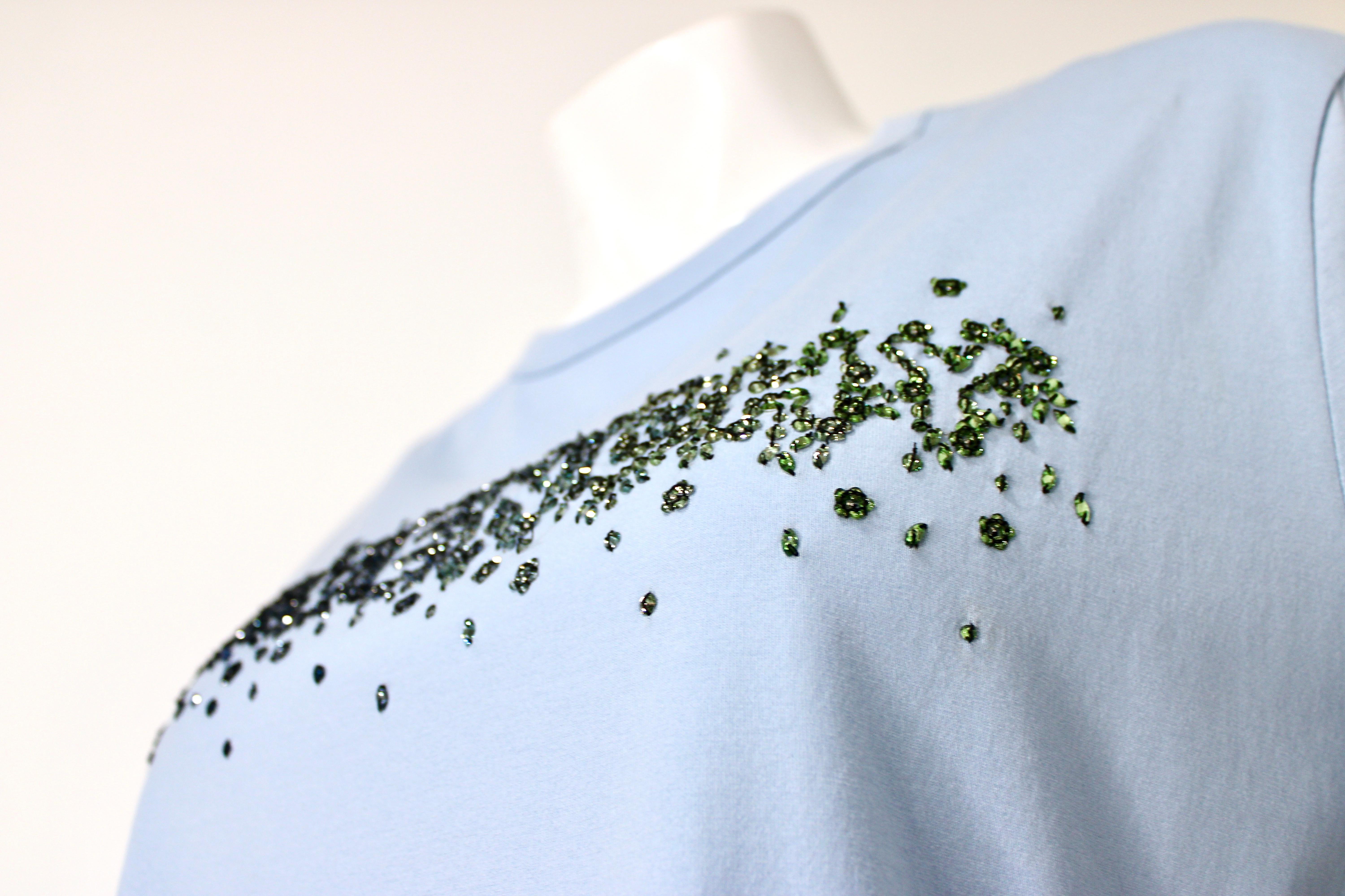 Blu Maglietta in cotone con logo abbellito Givenchy blu in vendita