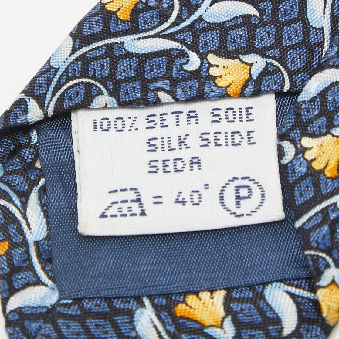 Givenchy Blue Floral Print Silk Traditional Tie In Good Condition For Sale In Dubai, Al Qouz 2