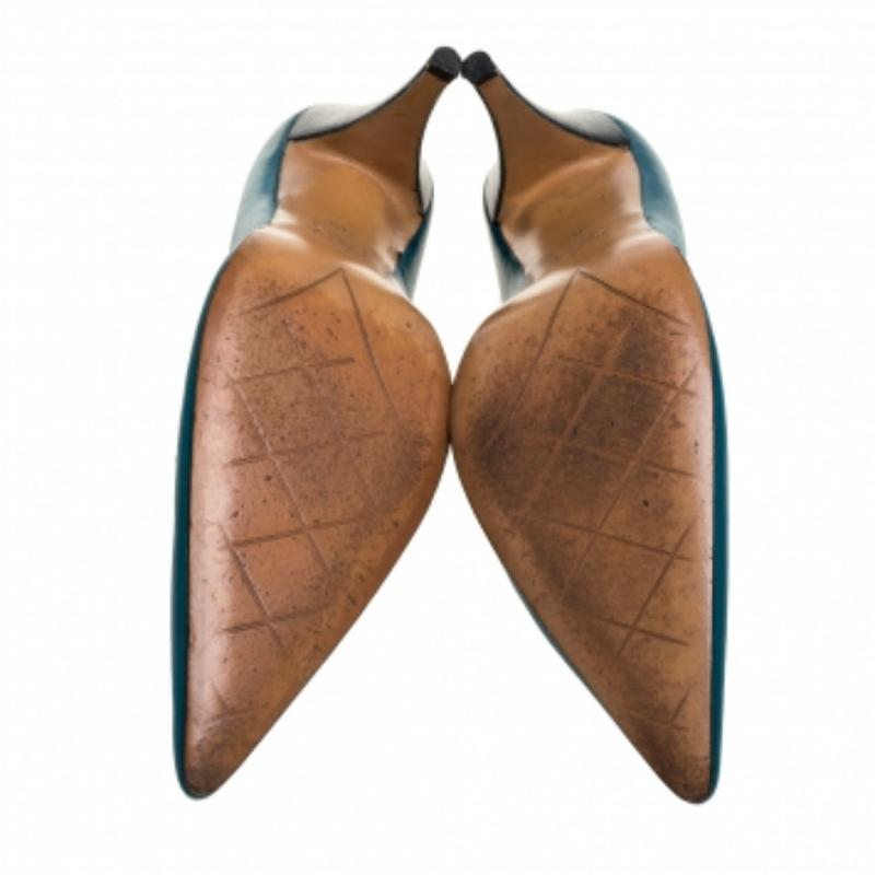 Women's Givenchy Blue Leather Pointed Toe Pumps Size 36 For Sale