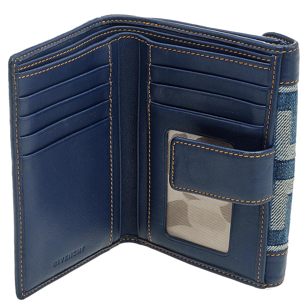 Givenchy Blue Monogram Denim And Leather Flap Compact Wallet In Good Condition In Dubai, Al Qouz 2