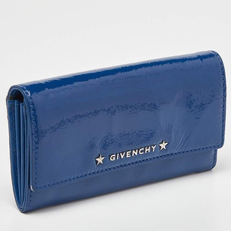 Givenchy Blue Patent Leather Logo Flap Continental Wallet In Good Condition For Sale In Dubai, Al Qouz 2