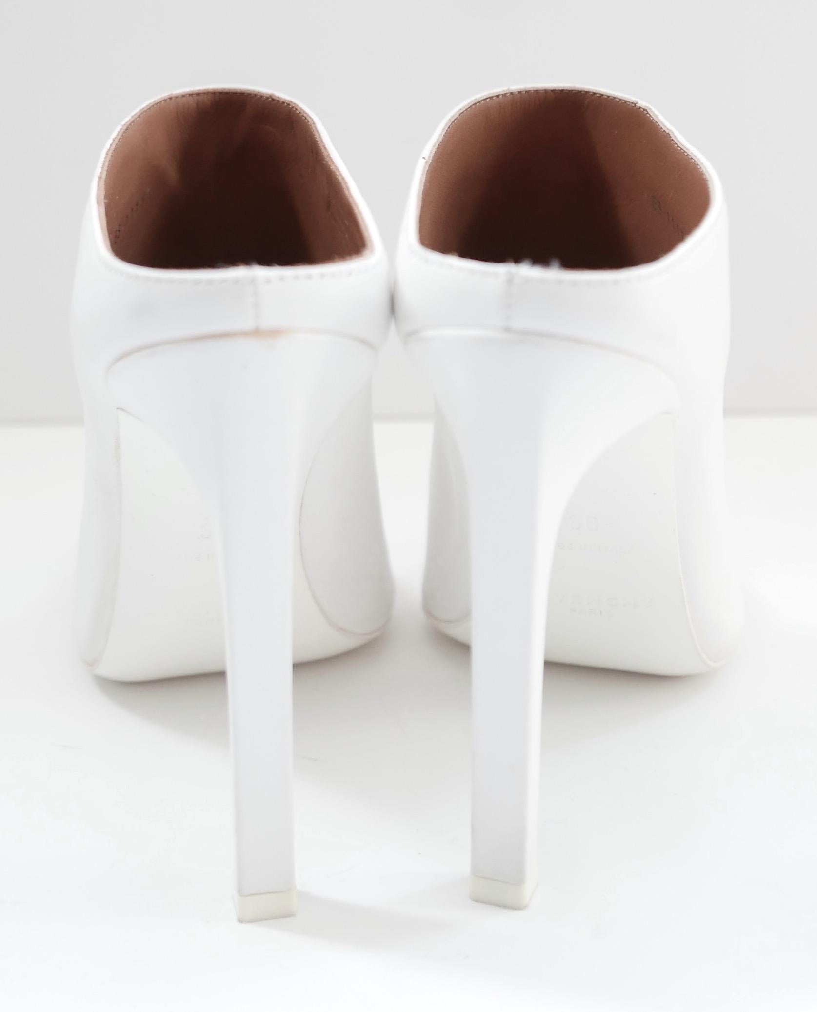 Gray Givenchy Bone White Heeled Mule Sandals For Sale