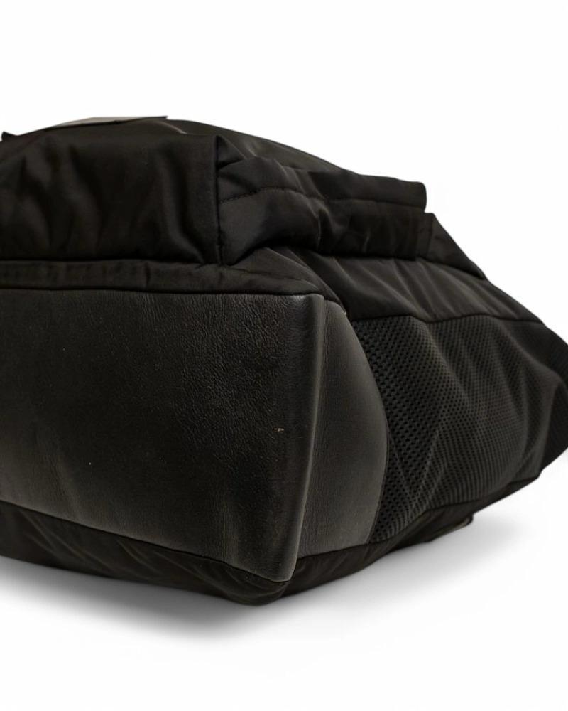 Givenchy Duffle Bag UT3 Large Black For Sale 6