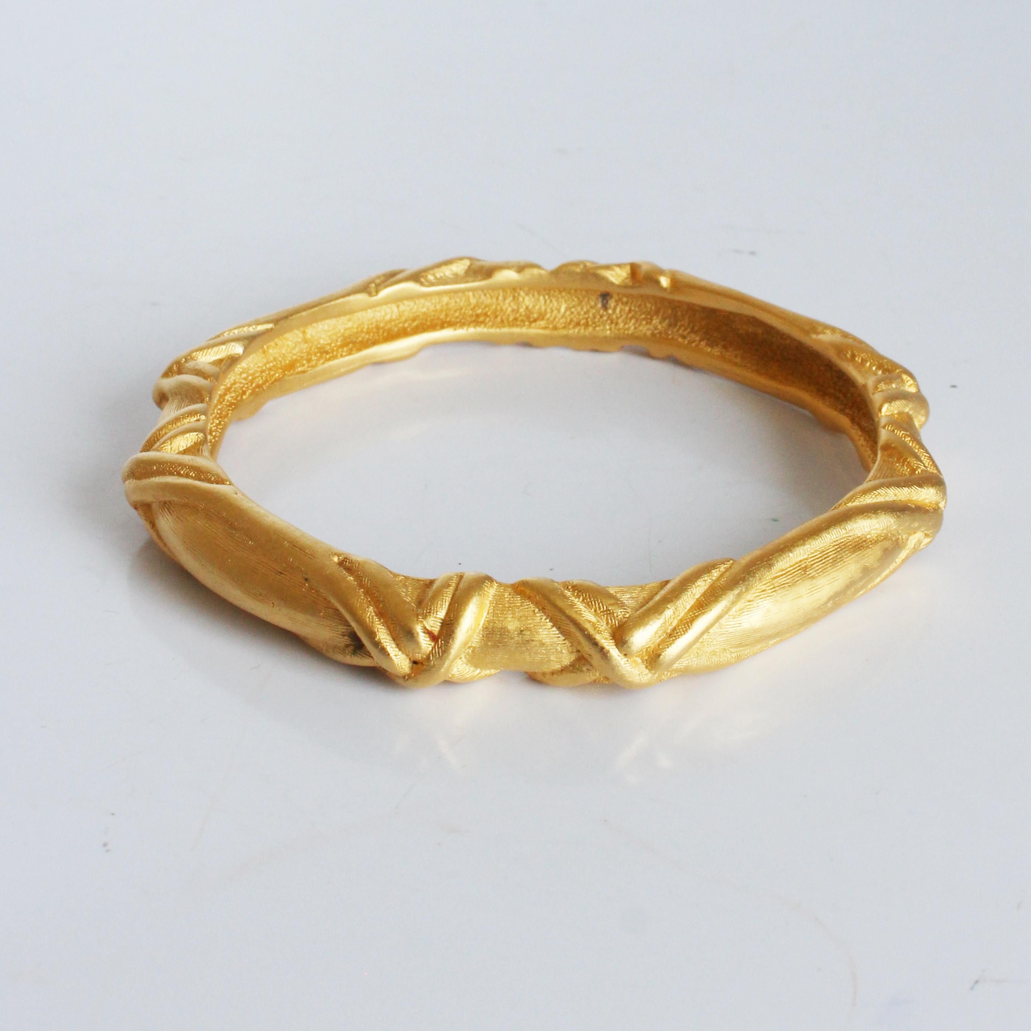 Givenchy Bracelet Bangle Gold Metal Textured Abstract Vintage 80s Jewelry  For Sale 3