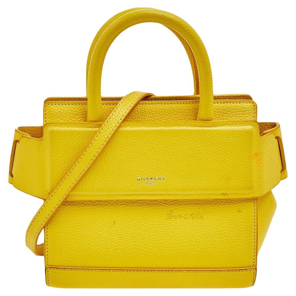 Givenchy - Sac à bandoulière Nano Horizon en cuir jaune vif sur 1stDibs | sac  givenchy jaune