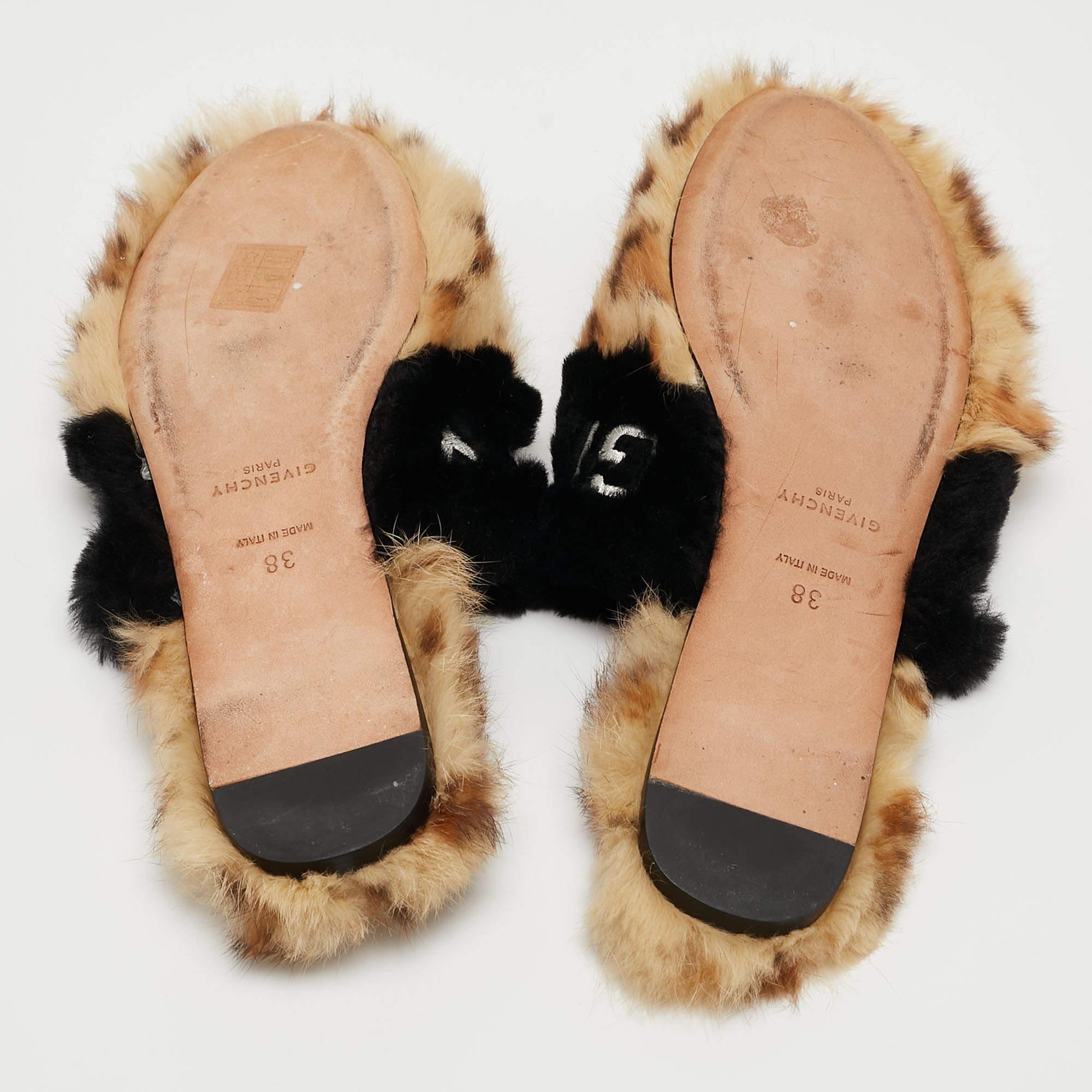 Women's Givenchy Brown/Black Calf Hair Flat Slides Size 38 For Sale