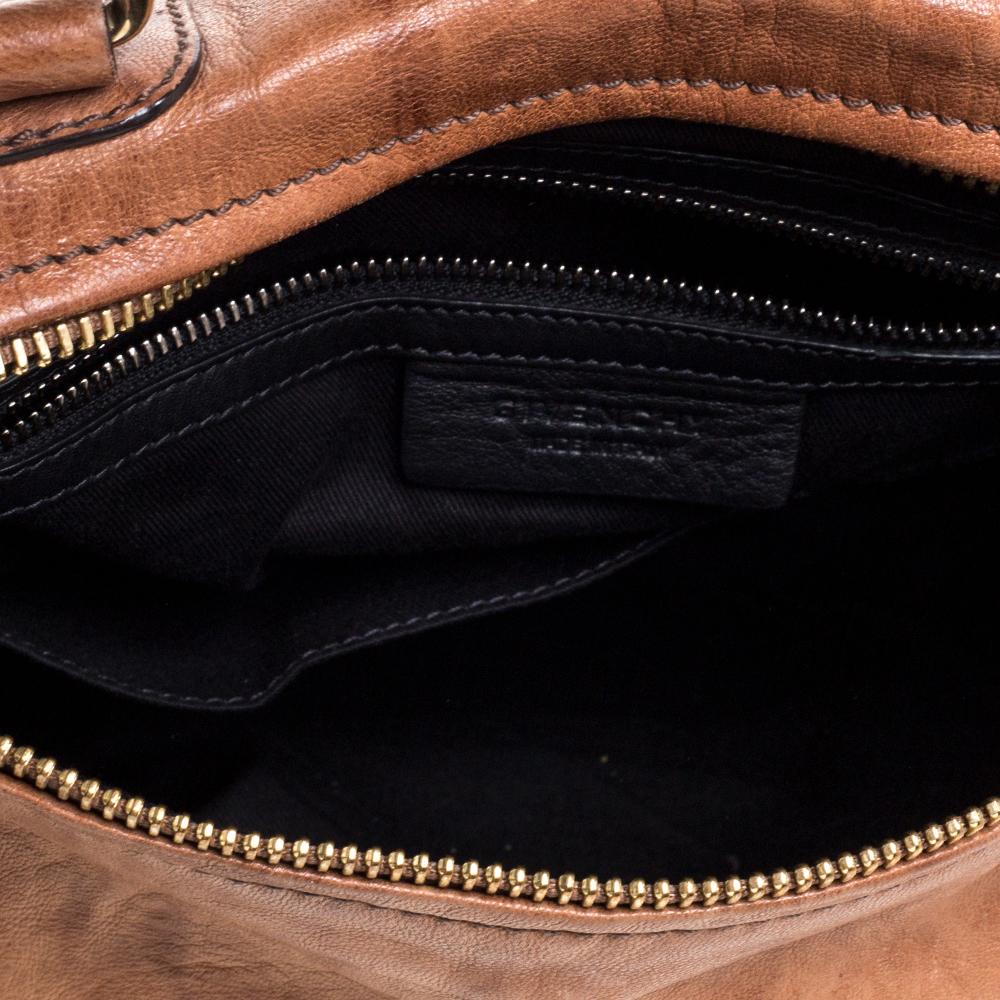 Givenchy Brown Leather Large Pandora Shoulder Bag In Fair Condition In Dubai, Al Qouz 2
