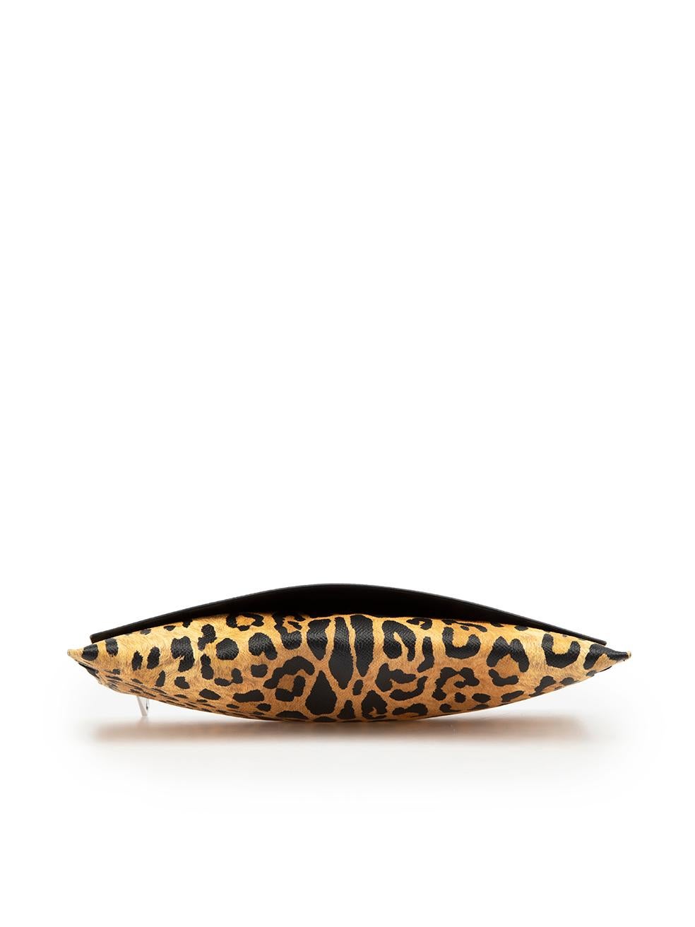 Givenchy Brown Leder Clutch mit Leopardenmuster Damen im Angebot
