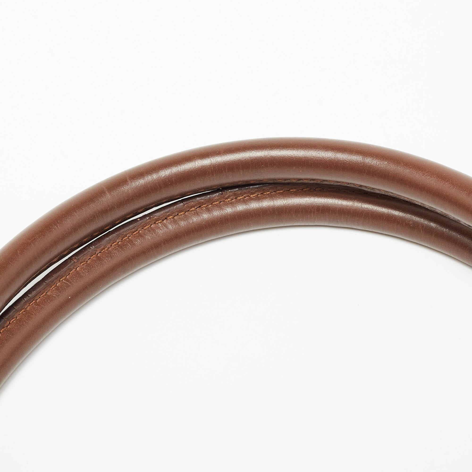 Givenchy Brown - Fourre-tout en cuir embossé avec monogramme en vente 9