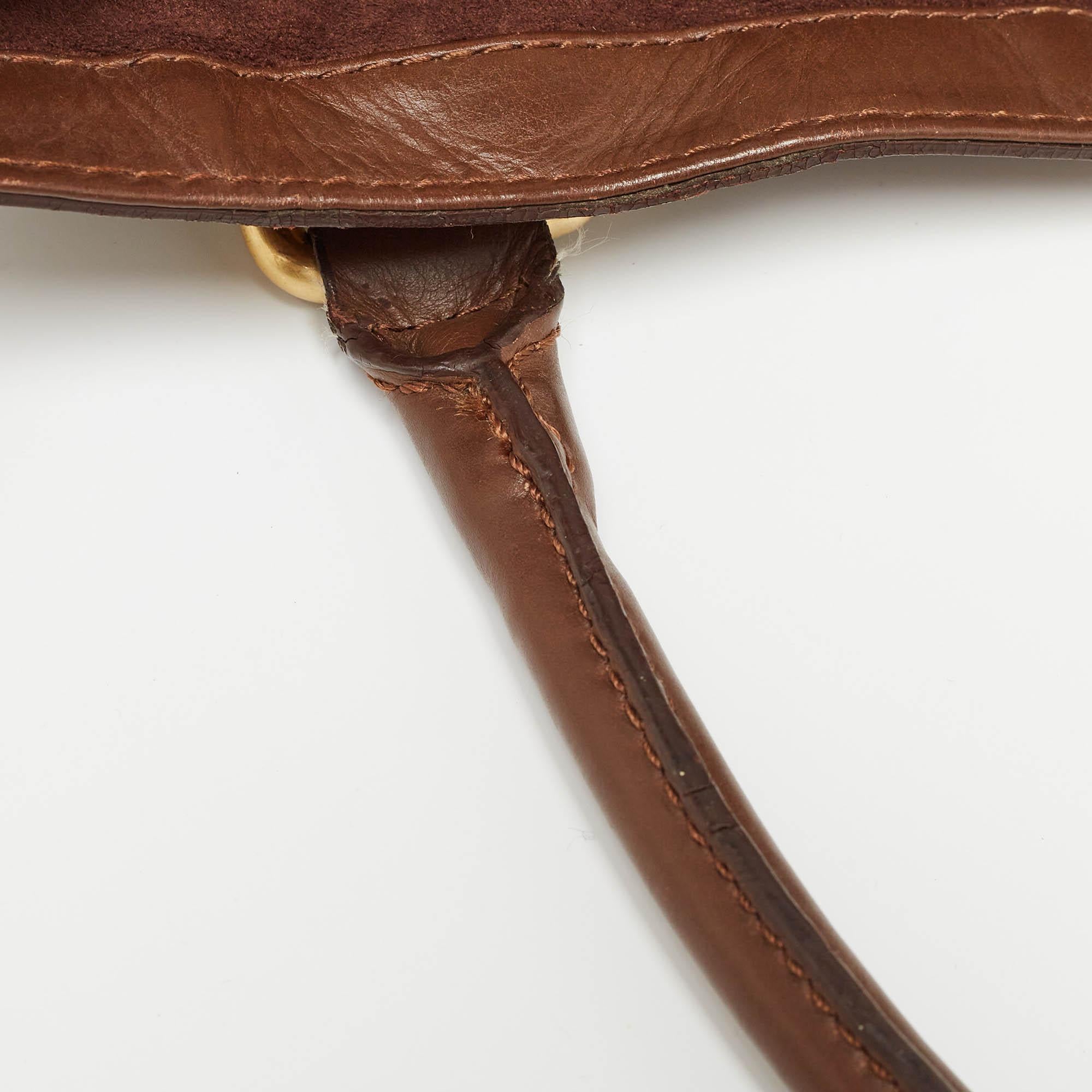 Givenchy Brown - Fourre-tout en cuir embossé avec monogramme en vente 13