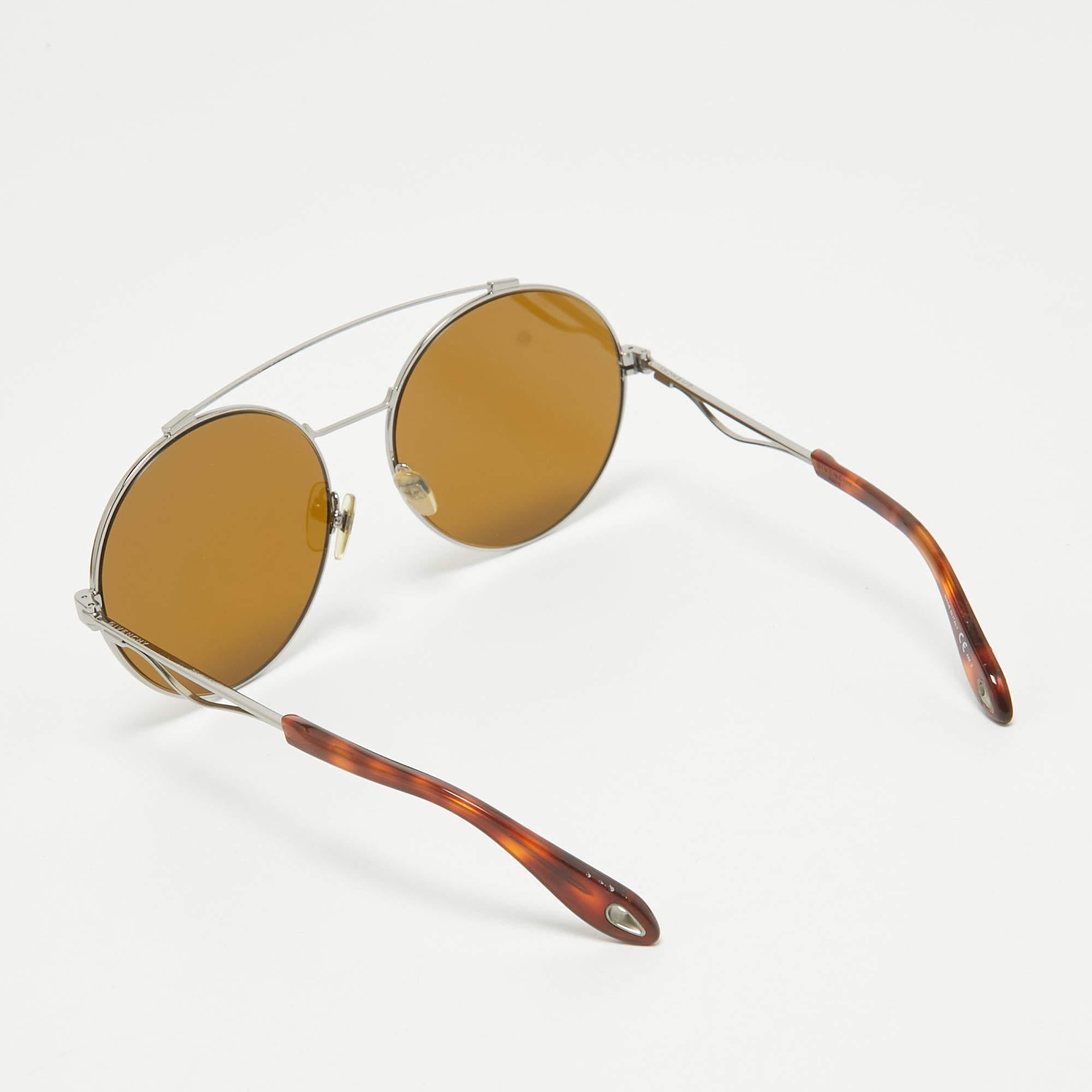 Givenchy Brown/Silver Tone GV 7048/S Run Away Round Sunglasses In Fair Condition In Dubai, Al Qouz 2
